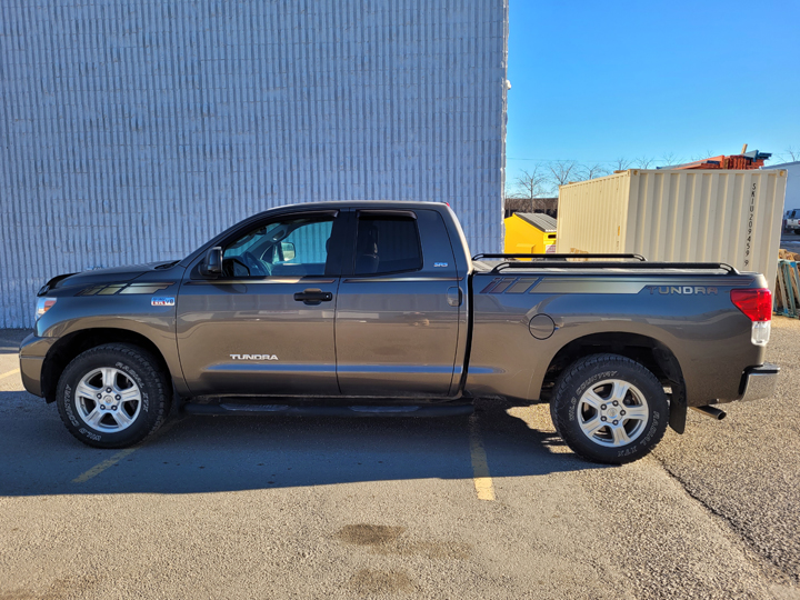 Custom Toyota Tundra Decal Kit Calgary