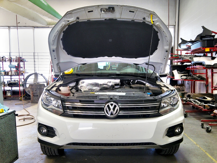 Volkswagen Tiguan TDi Autobody Repair Calgary